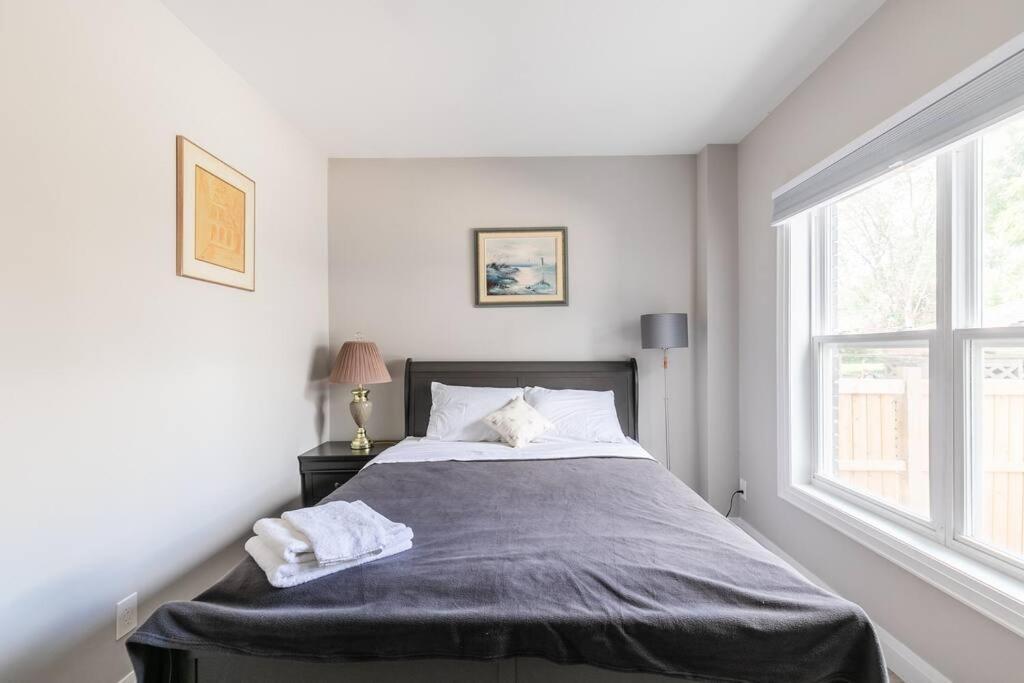 Modern House Newly Furnished 3 Mins Drive To Fall Niagara Falls Esterno foto