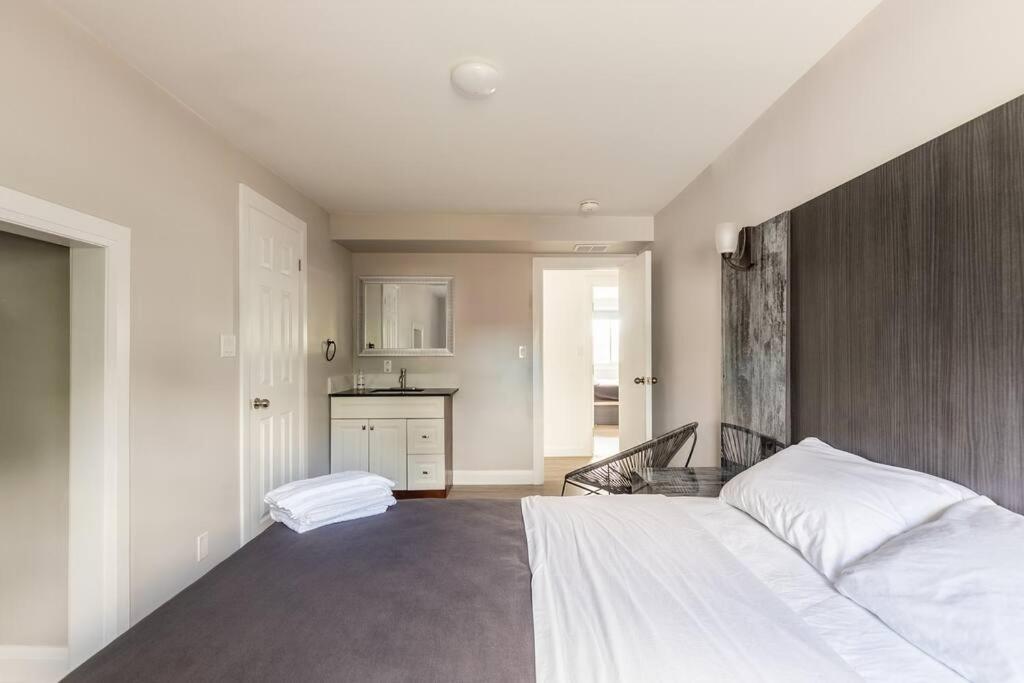 Modern House Newly Furnished 3 Mins Drive To Fall Niagara Falls Esterno foto