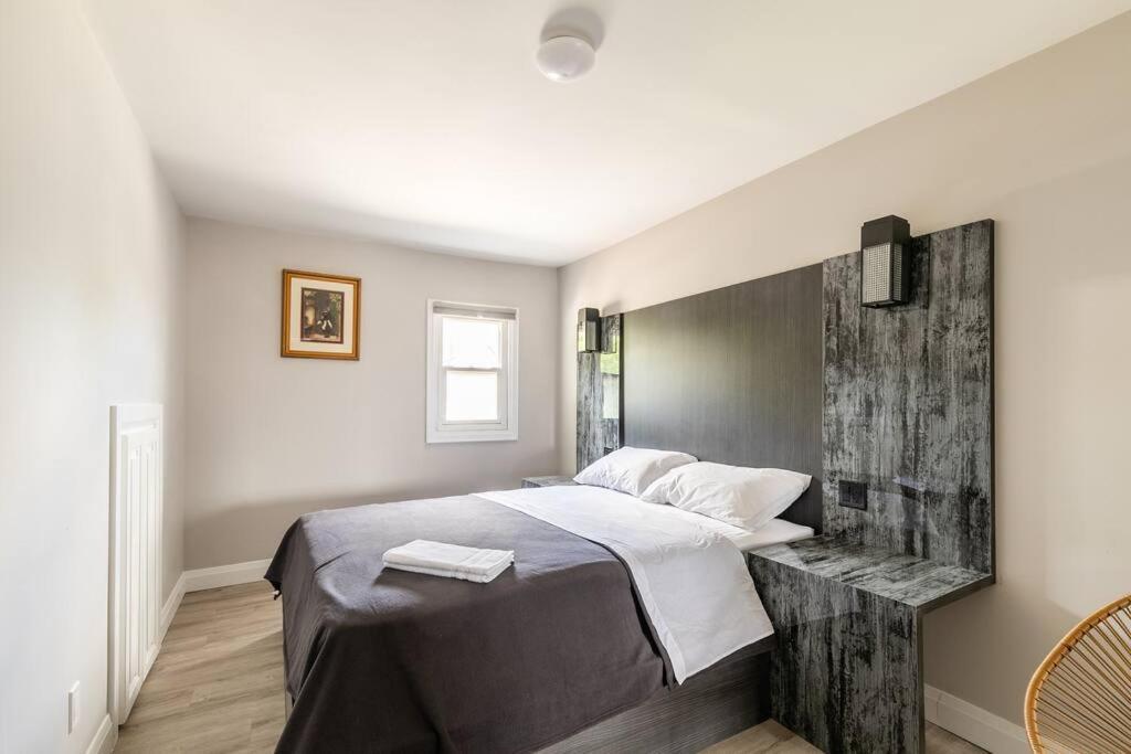 Modern House Newly Furnished 3 Mins Drive To Fall Niagara Falls Esterno foto