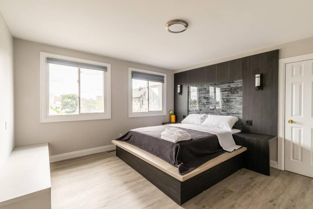 Modern House Newly Furnished 3 Mins Drive To Fall Niagara Falls Esterno foto